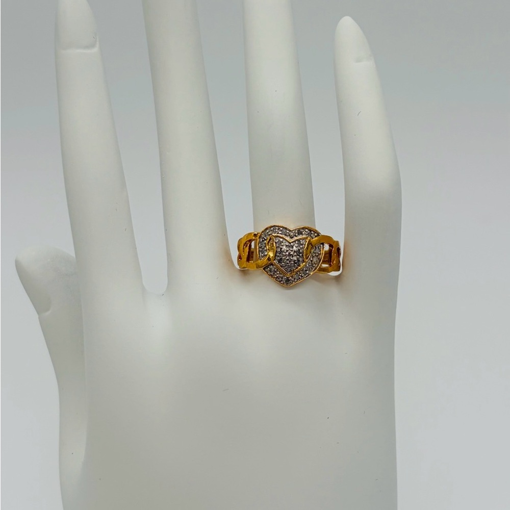 Diamond Heart Link Ring – 0.25 CTW ✨ •NWT